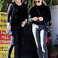 Enjoys_a_lunch_with_her_family_at_Il_Pastaio_in_Beverly_Hills2C_CA_281129.jpg