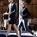 Enjoys_a_lunch_with_her_family_at_Il_Pastaio_in_Beverly_Hills2C_CA_282329.jpg