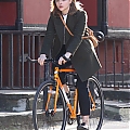 On_set_filming_her_new_movie__The_Widow__in_NYC_281229.jpg