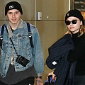 Spotted_at_JFK_Airport_with_Brooklyn_Beckham_in_NYC_28429.jpg